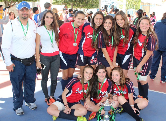 的赛场上走 的赛场上走